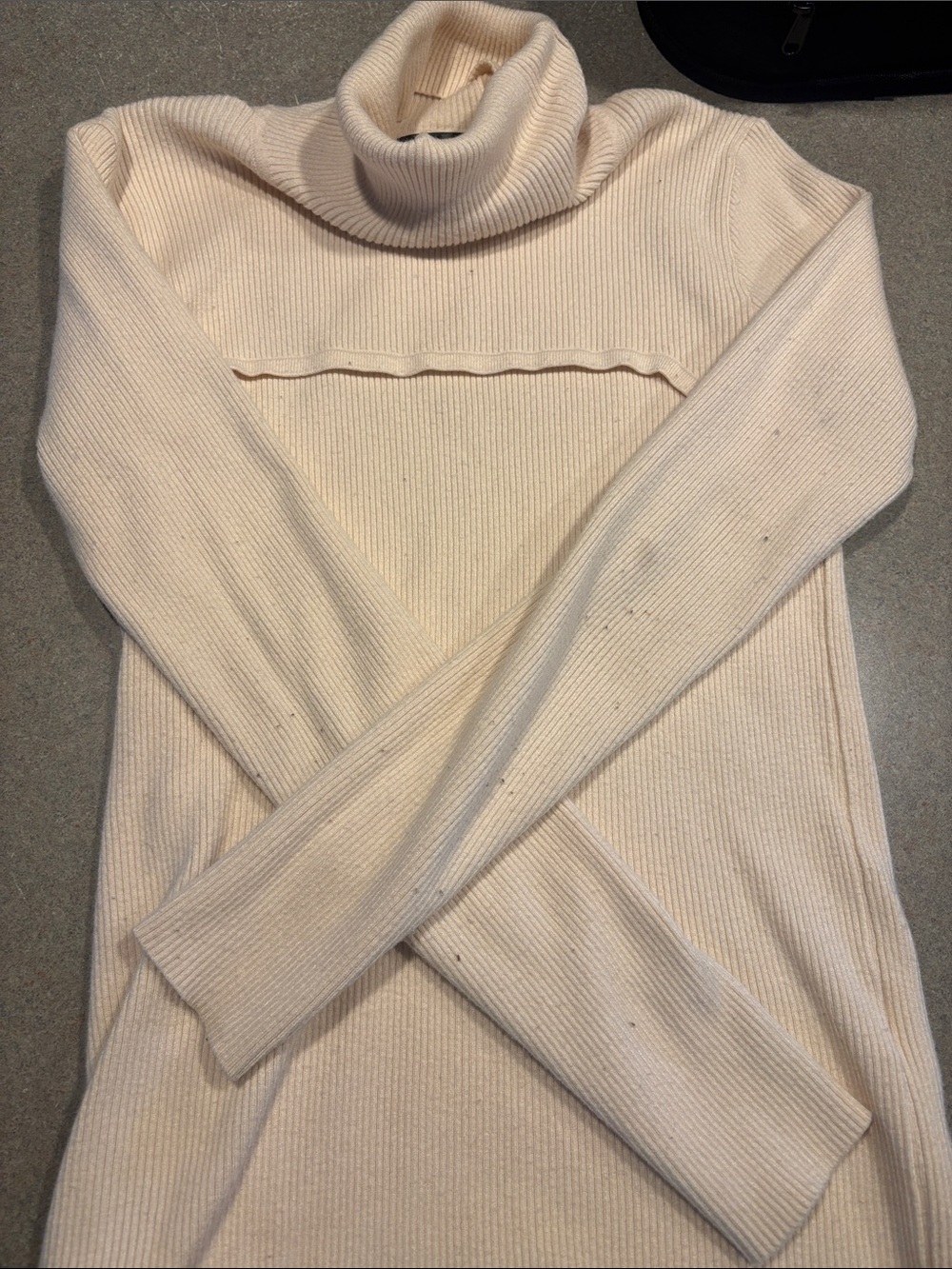 Women's Cream Ribbed Turtleneck Sweater